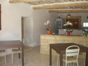 Φωτογραφία από το άλμπουμ του Chambre Laurier Rose σε Piolenc