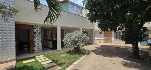 Το κτήριο όπου στεγάζεται  η παραθεριστική κατοικία