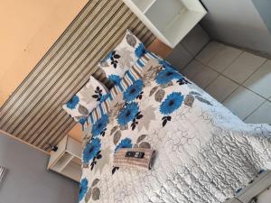 Ένα ή περισσότερα κρεβάτια σε δωμάτιο στο Phadimane guest house