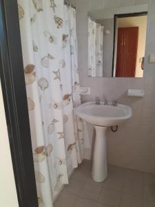 Ванная комната в Hotel Residencial Lo de Pepe +1 фотография