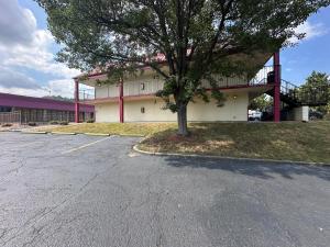 El edificio en el que está el hotel