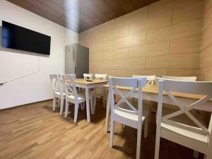 Μια τηλεόραση ή/και κέντρο ψυχαγωγίας στο SAD262 große Monteurwohnung