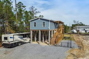 Το κτήριο όπου στεγάζεται  η παραθεριστική κατοικία