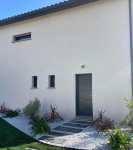 Το κτήριο όπου στεγάζεται  το δωμάτιο σε οικογενειακή κατοικία