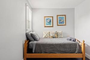 Giường trong phòng chung tại W38 Front