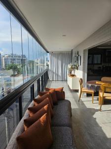 Χώρος καθιστικού στο Apartamento moderno e sofisticado perto da praia +30 φωτογραφίες