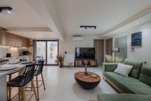 Μια τηλεόραση ή/και κέντρο ψυχαγωγίας στο Stone project-2-