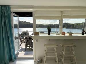 Galería fotográfica de VGO773-Lerum-Oestra-Stamsjoevaegen-3-A en Lerum