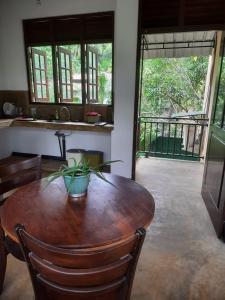 En balkon eller terrasse på Paddy Breeze Apartment + 5 billeder