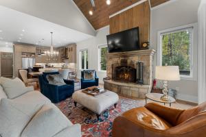 Posezení v ubytování Dancing Bear Walk to Town