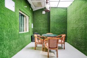 Χώρος καθιστικού στο Collection O Uttaranchal University Premnagar