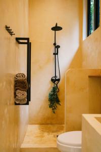 Ένα μπάνιο στο Orilla Casas en Ati