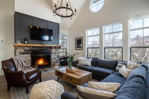 Χώρος καθιστικού στο Tremblant Prestige - Les Eaux 233-3