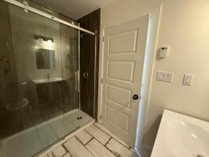 Φωτογραφία από το άλμπουμ του Spring House σε Σάρλοτταουν