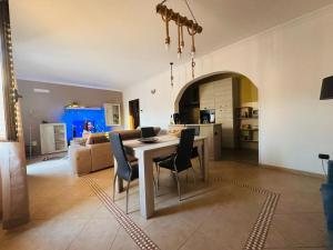 Η κουζίνα ή μικρή κουζίνα στο GP House