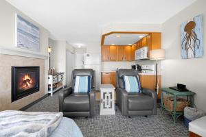 Χώρος καθιστικού στο Ground Floor Queen Studio - Ocean View - Pool and Hot Tub