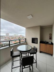 Η κουζίνα ή μικρή κουζίνα στο Apartamento próximo a Praia e ao Beto Carrero World