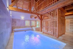 Πισίνα στο ή κοντά στο Roubenka za Horou