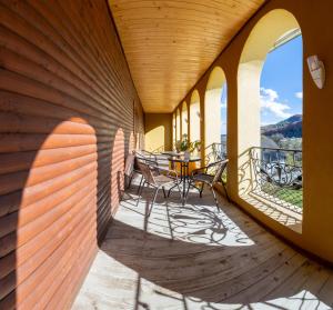 Balkón nebo terasa v ubytování Nad Hukom Hostel + 3 fotografie