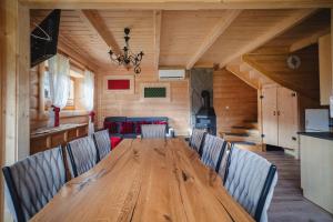 Et tv og/eller underholdning på Widokowe Domki Kościelisko