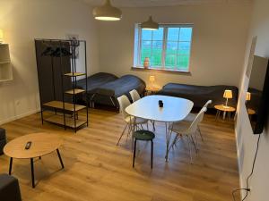 Μια τηλεόραση ή/και κέντρο ψυχαγωγίας στο Kildebakkegaard Bed and Breakfast