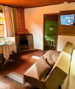 Et opholdsområde på Refúgio com Cachoeira e Jacuzza + 44 billeder