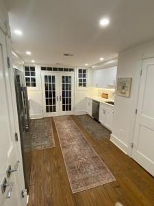 Nhà bếp/bếp nhỏ tại Queen of Old Town