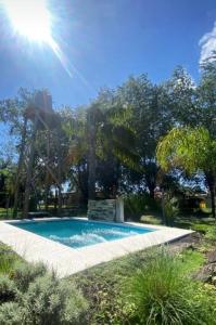 Swimmingpoolen hos eller tæt på Cabañas La Sarita