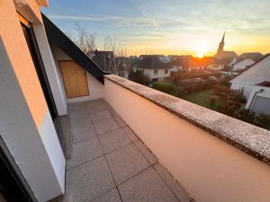 Bình minh/hoàng hôn nhìn từ chỗ nghỉ nhà dân  hoặc gần đó