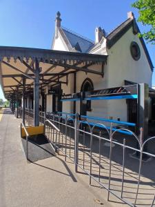 Το κτήριο όπου στεγάζεται  το διαμέρισμα