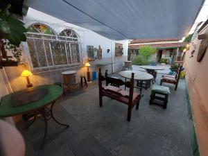 Гостиная зона в Hostel Mariah ,comidaria e lanchonete