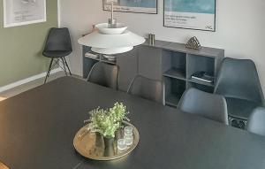 Ảnh trong thư viện ảnh của 5 Bedroom Beautiful Apartment In Hasle ở Vysteby