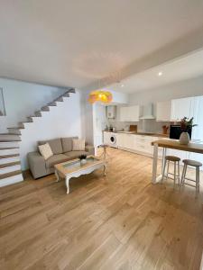 Χώρος καθιστικού στο PETIT COCON maison cosy proche de la mer