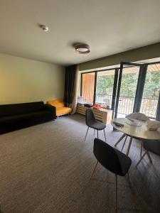 Φωτογραφία από το άλμπουμ του Premium Ski Retreat - Steps from Kokhta Gora σε Itʼkhvisi +11 φωτογραφίες