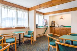 Gallery image of Super 8 by Wyndham Oneonta/Cooperstown in Oneonta
