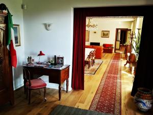 Posezení v ubytování B&B Luna di Langa