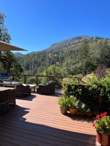 En generel udsigt til bjerge eller udsigt til bjerge taget fra feriehuset