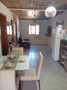 Kuchyň nebo kuchyňský kout v ubytování Casa em pantano grande