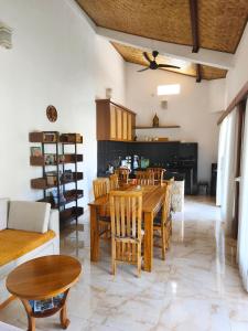 Χώρος καθιστικού στο Ayanta Bali Homestay