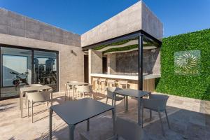 En balkon eller terrasse på Sea Tower