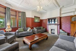 O zonă de relaxare la Manor on the Park Backpackers