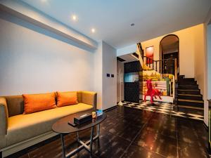 Posezení v ubytování Orange Hotel Chengdu High-Tech Global Center + 36 fotografií