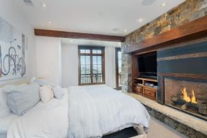 Ένα ή περισσότερα κρεβάτια σε δωμάτιο στο See Forever Residence 114 home