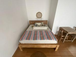 Billede fra billedgalleriet på Cozy & Spacious Sanur Studio Apartment i Sanur