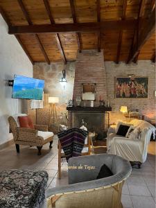 Posezení v ubytování Chalet Caserón de Tejas, Amplia y confortable casa para hasta 11 huéspedes + 55 fotografií