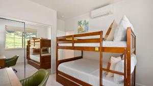 Ένα ή περισσότερα κρεβάτια σε δωμάτιο στο Alaula by AvantStay Gated Security Home w Valley Ocean Views +52 φωτογραφίες