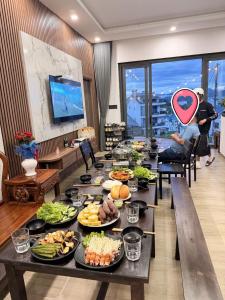 Φαγητό σε αυτό το ξενοδοχείο ή κάπου εκεί κοντά +22 φωτογραφίες