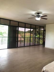 Φωτογραφία από το άλμπουμ του Nene's Garden and Tree Farm σε Norzagaray