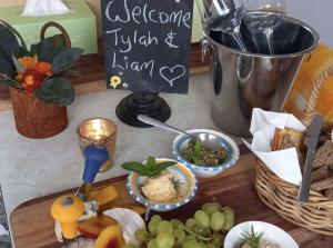 Φαγητό σε αυτή η παραθεριστική κατοικία ή κάπου εκεί κοντά