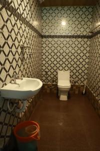 Phòng tắm tại Mountain Shadows